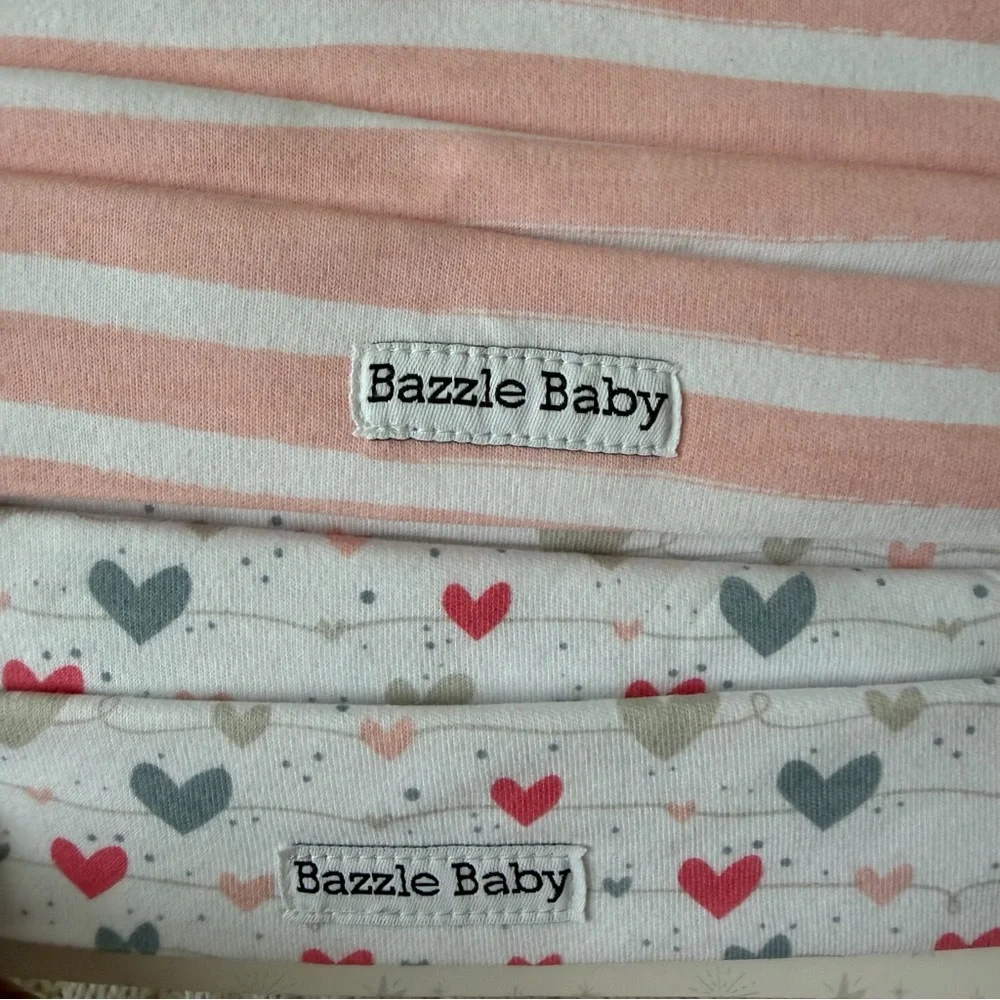 Bazzlebaby Bandobib Infant Scarf Style Infinity Bib NEW 2 Pack Baby Girl Hearts